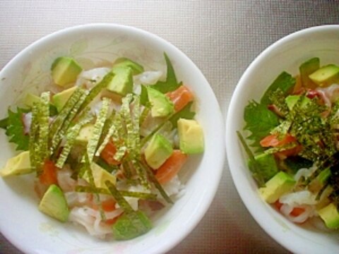 残り物お刺身で海鮮丼☆